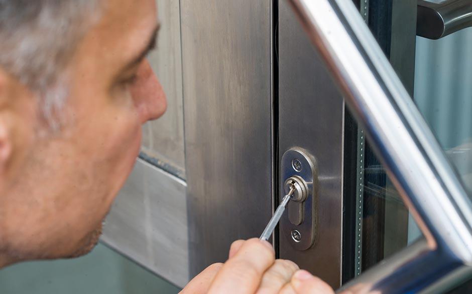 serrure pour porte coulissante Paris 14